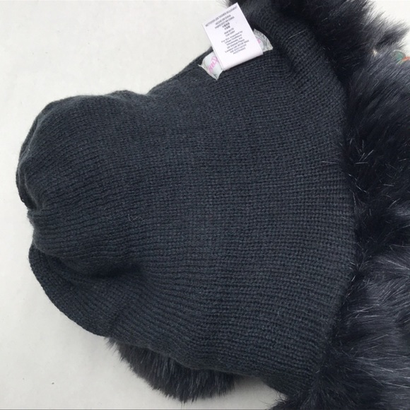 SOLD!!! Free People x Urban Outfitters Vegan Black Fur Pom Pom Winter Trapper Ha - Picture 8 of 13